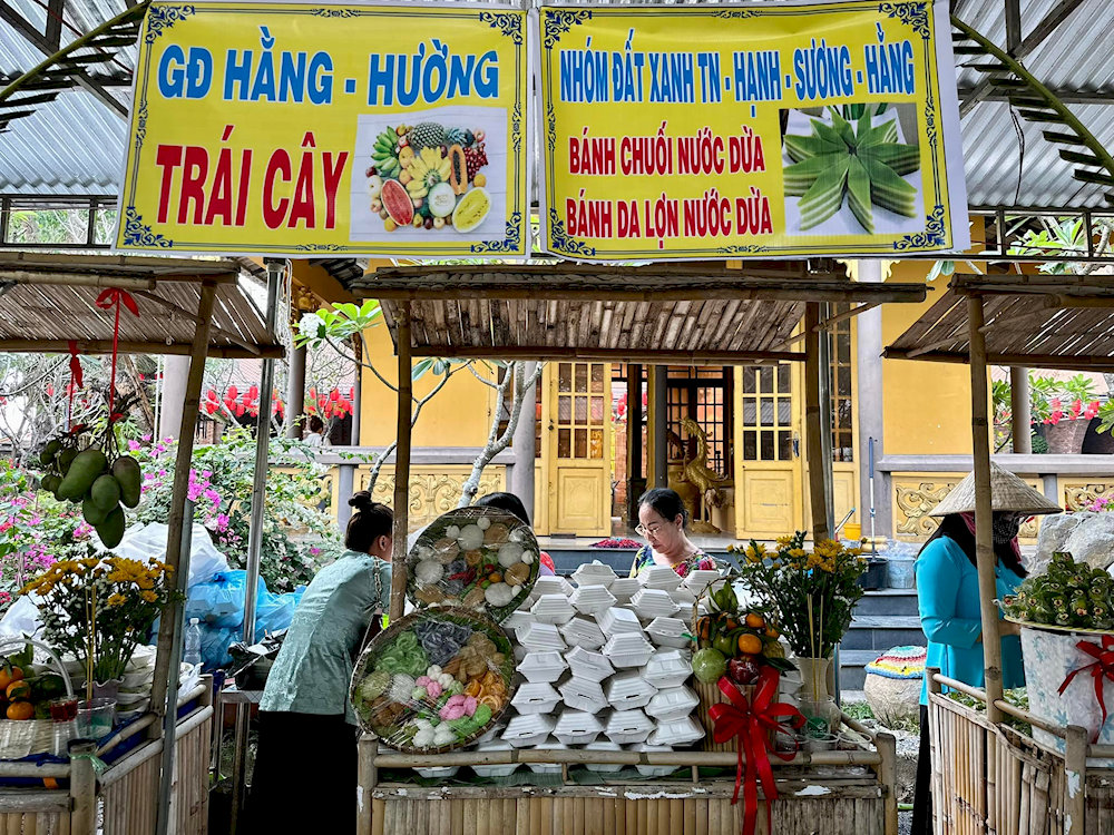 Tham gia hoạt động mừng ngày Đại Lễ Vía Quán Thế Âm Bồ Tát 